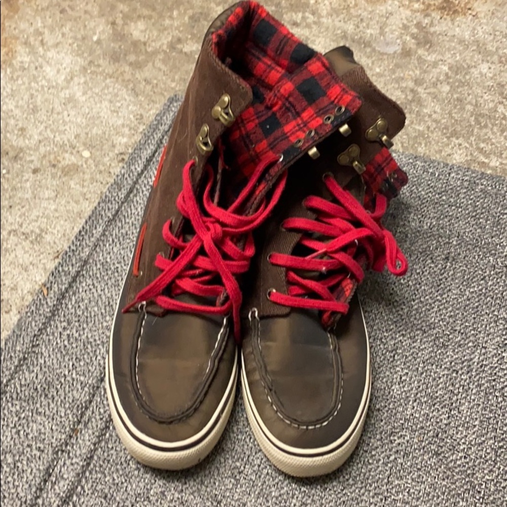 Sperry winter boots
